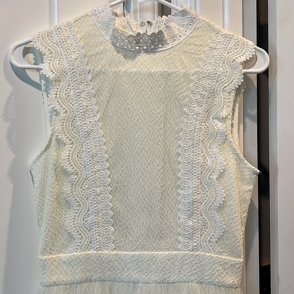 Dress - Picture 3 of 4